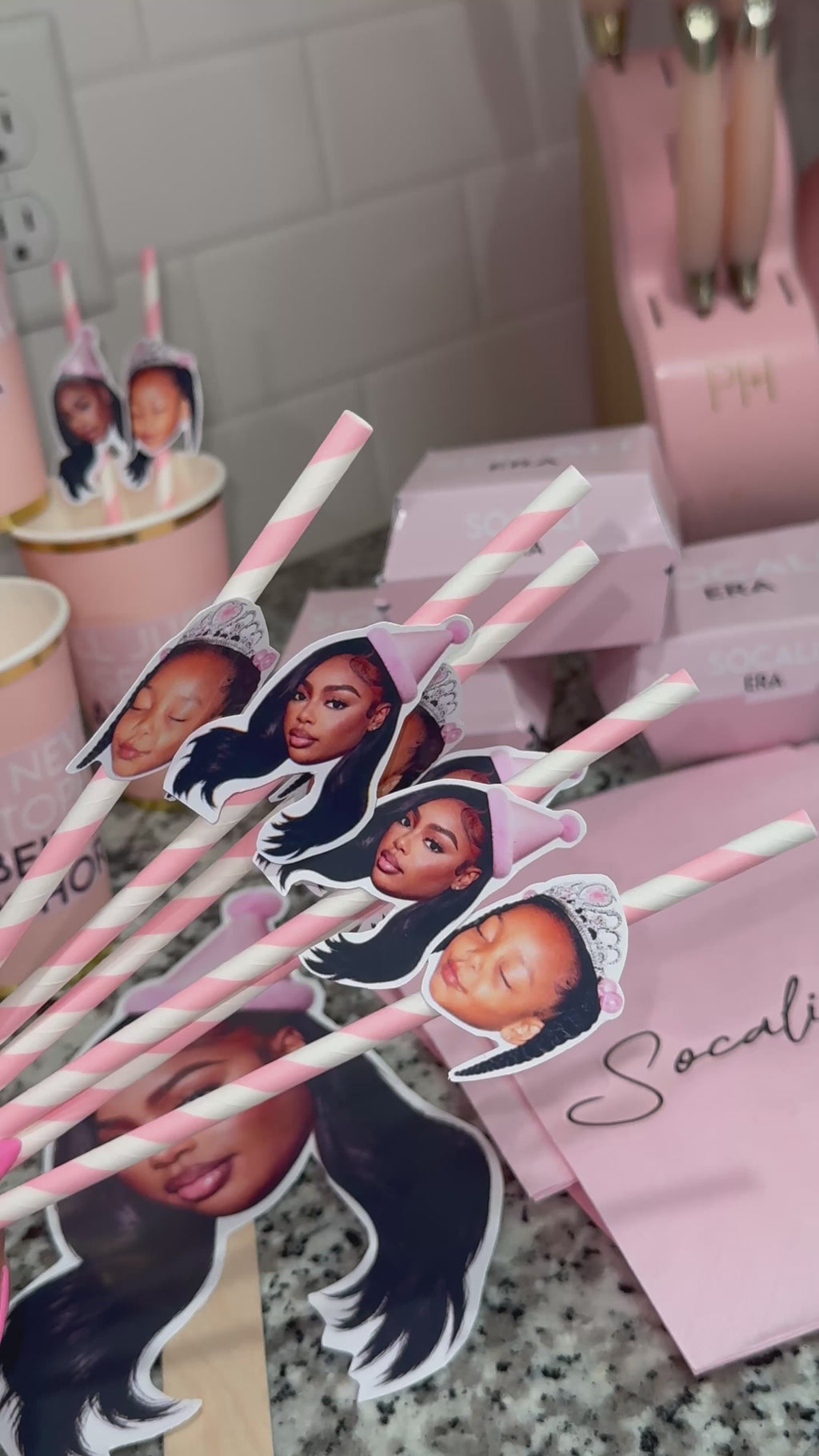 Personalized Face Straws